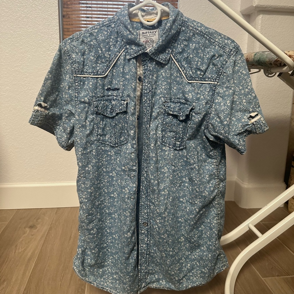 Buffalo premium button shirt medium